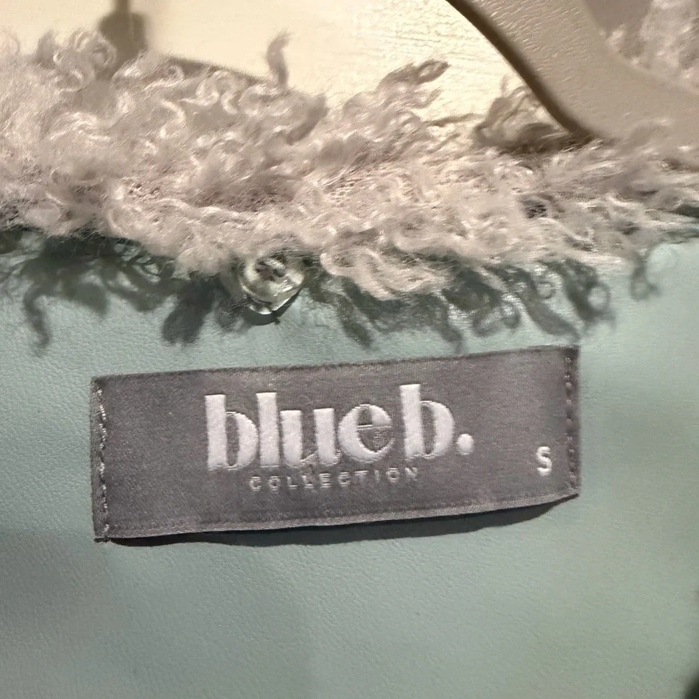 Blue B Collection Cropped Light Blue Leather Jacket with Faux Fur Trim Winter - Picture 7 of 8